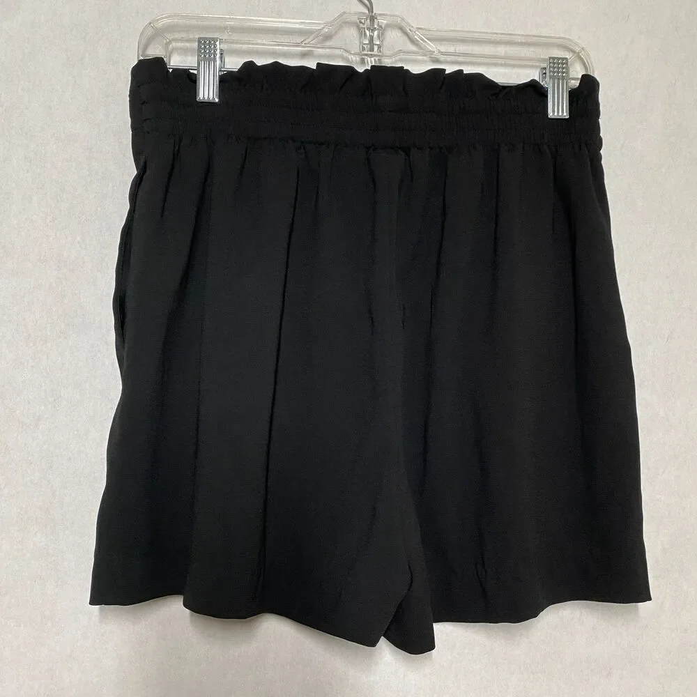 Worthington Shorts Women Size Medium Black Paper bag Waist Belted